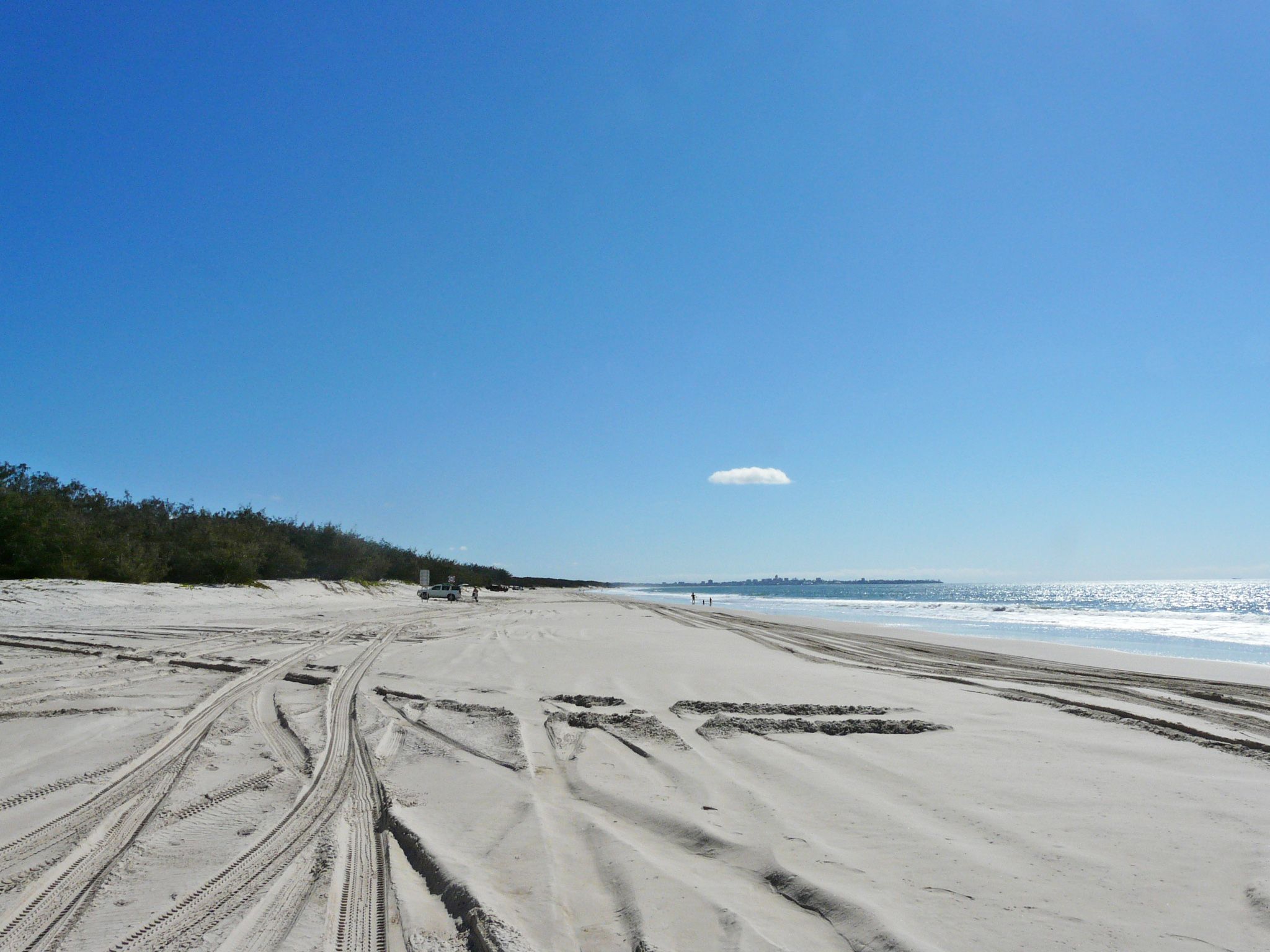 Ocean Beach drive | Bribie Island National Park and Recreation Area ...